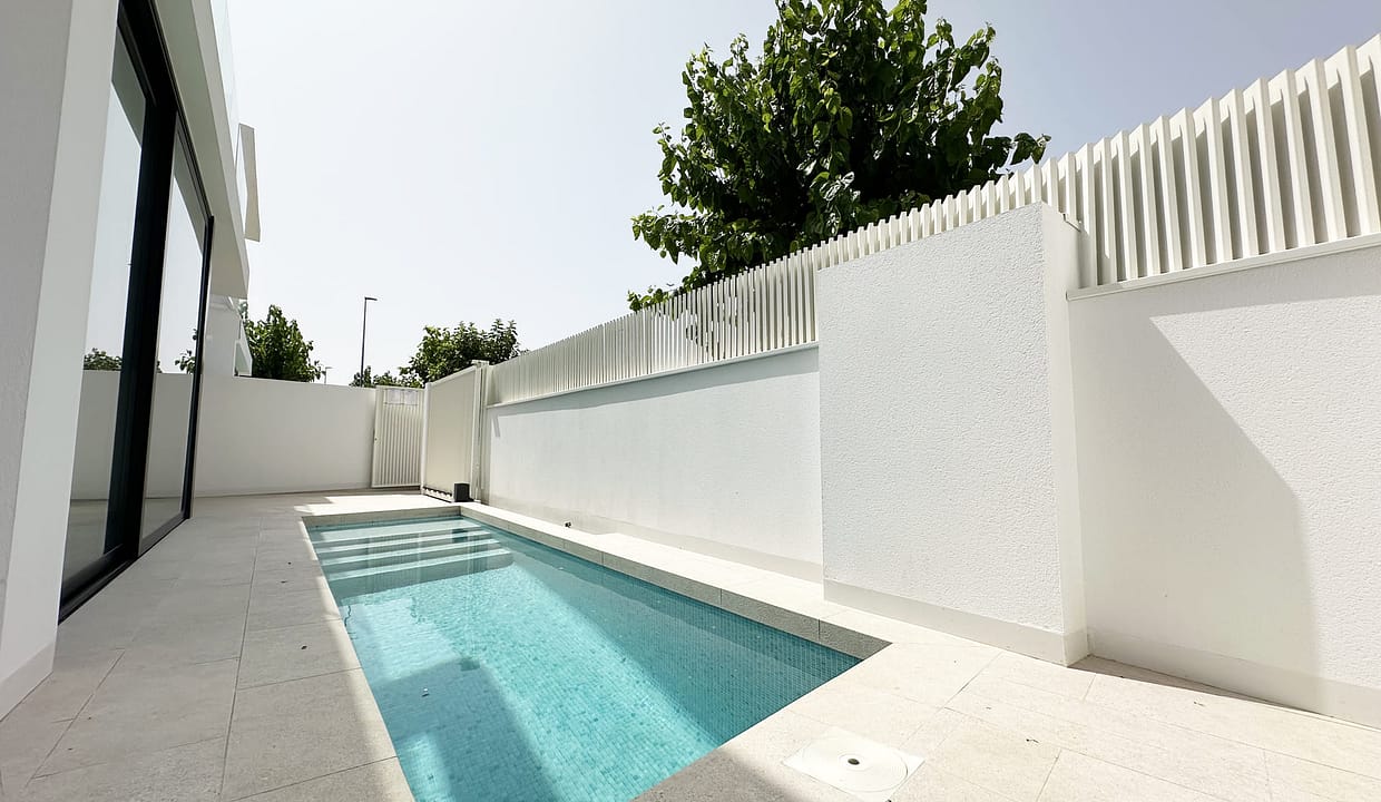 hh80182911-01-image-4