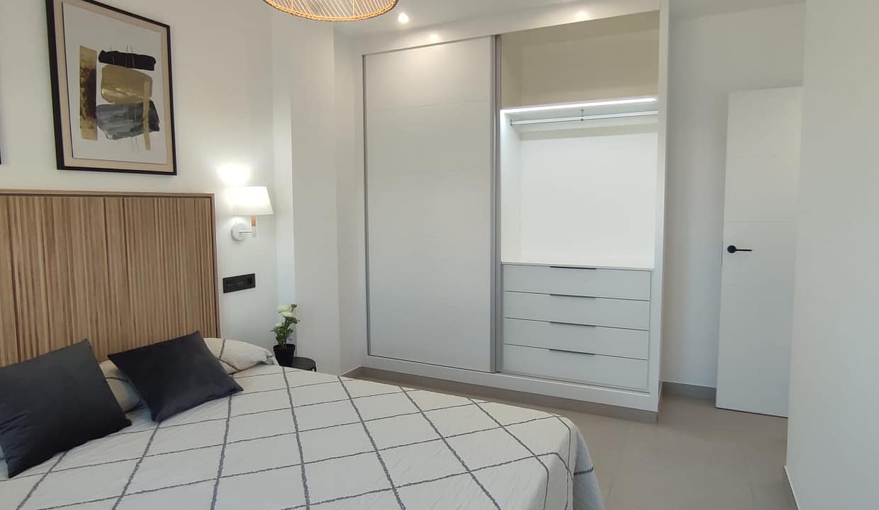 hh45094647-01-image-11