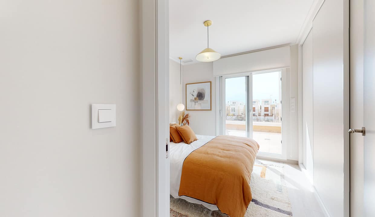 hh79601073-02-image-8