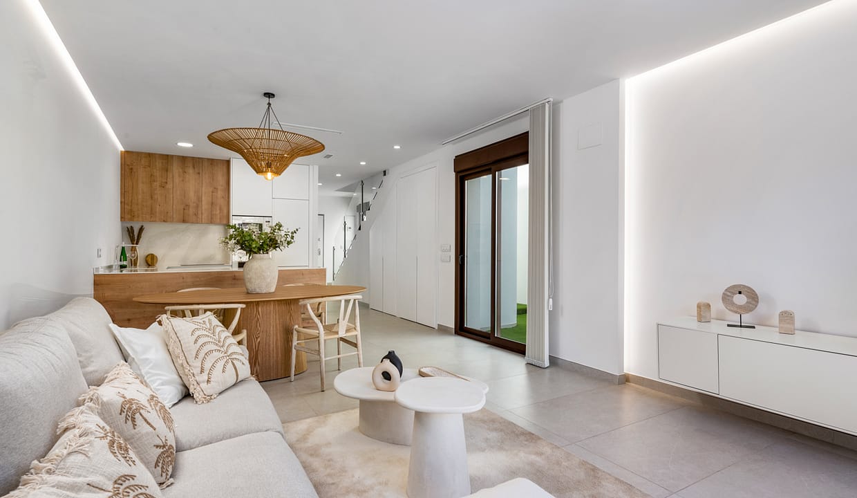 hh63389860-01-image-26