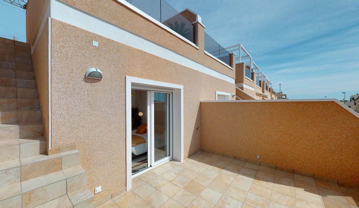 hh79601073-02-image-2