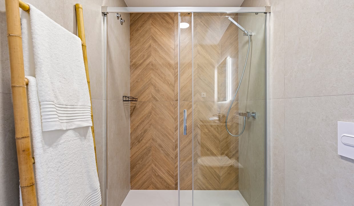 hh63389860-01-image-12