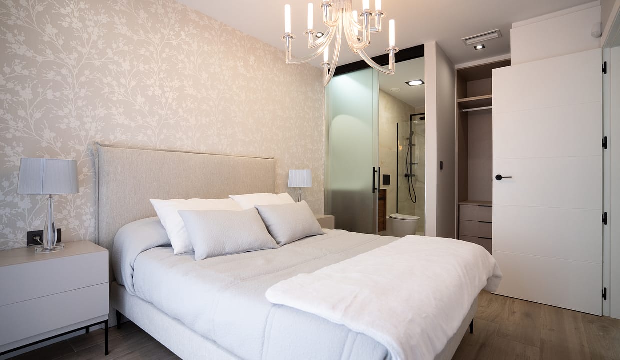 hh35092808-03-image-8