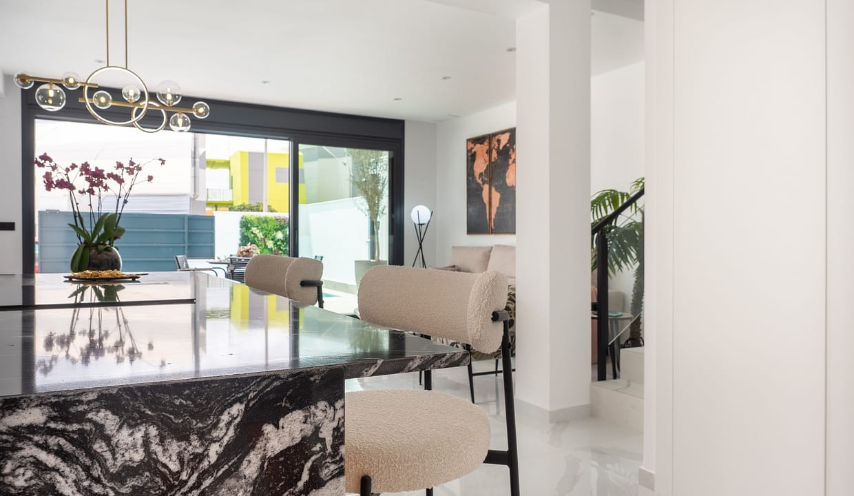 hh36297299-01-image-38