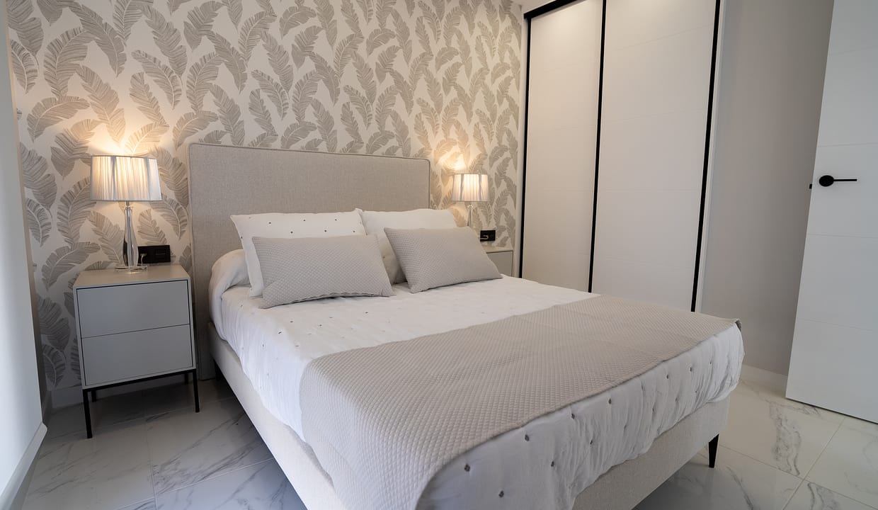 hh35092808-05-image-33