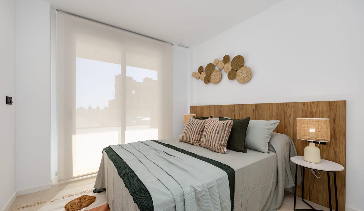 hh40379092-06-image-47