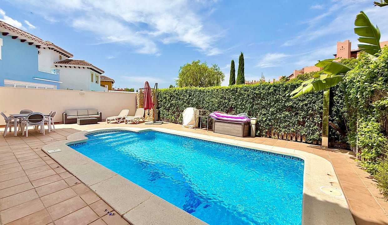levante-properties-baron-villa-private-pool-west-facing-garden-mar-menor-golf-resort-05-scaled