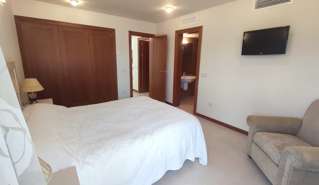 29934-villa-for-sale-in-peraleja-golf-resort-21114872-large