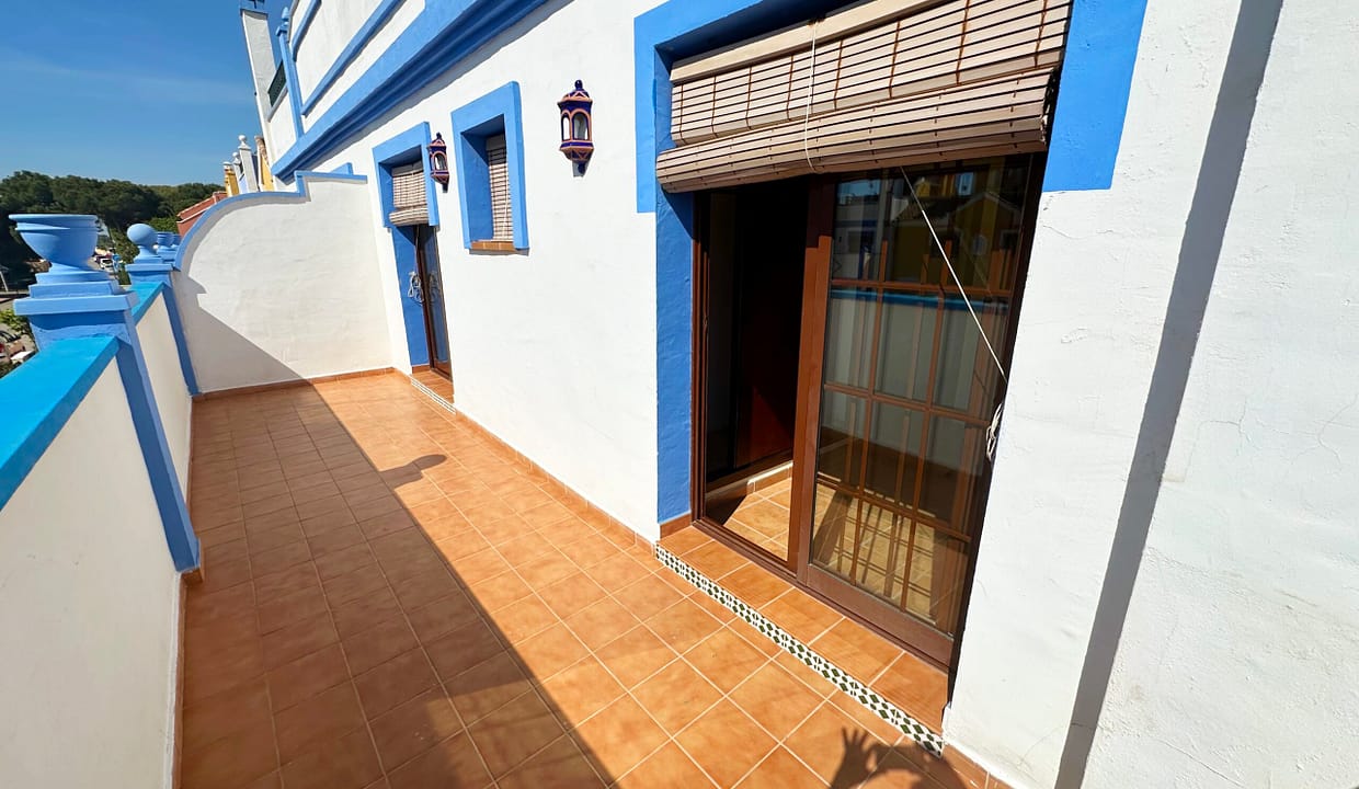 Photo-17-4-26-12-31-04-14-scaled