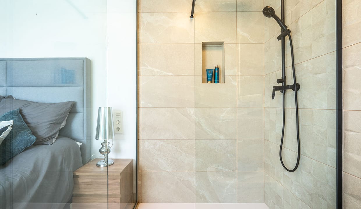 hh22778489-01-image-12