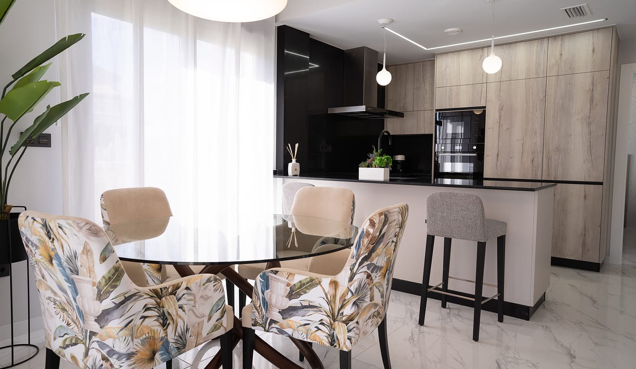 hh35092808-05-image-20