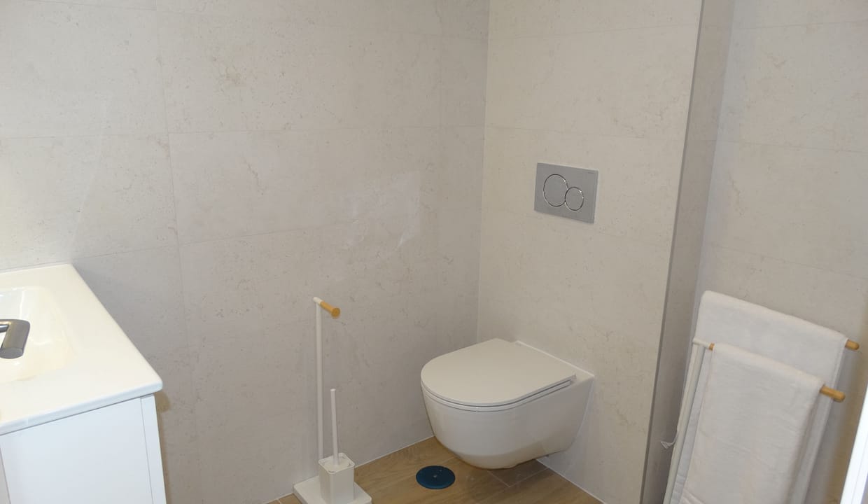 hh60077895-01-image-14