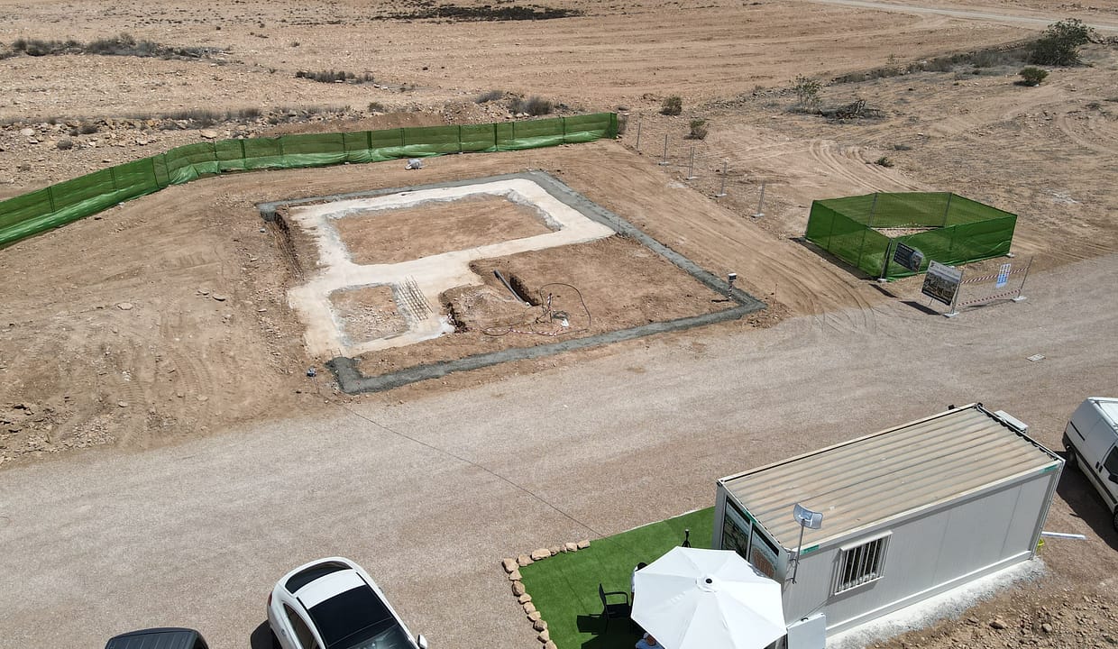 hh17654404-04-image-5