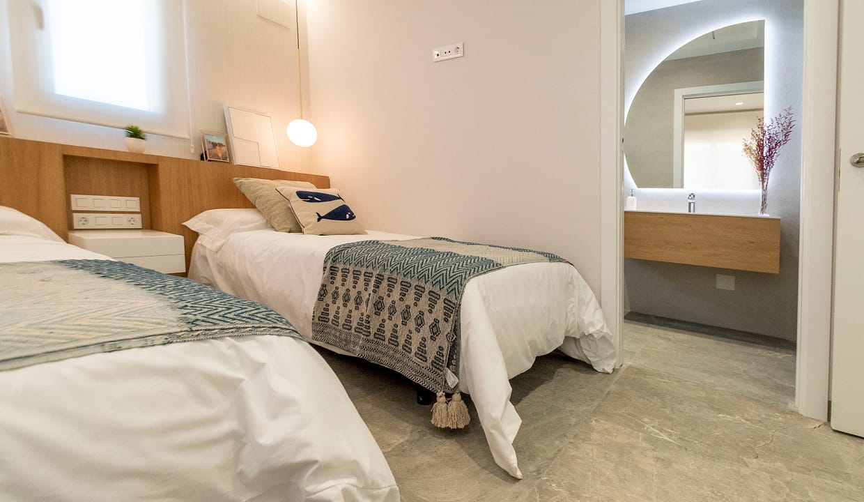 hh42298998-01-image-40