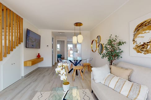 hh14235552-03-image-33