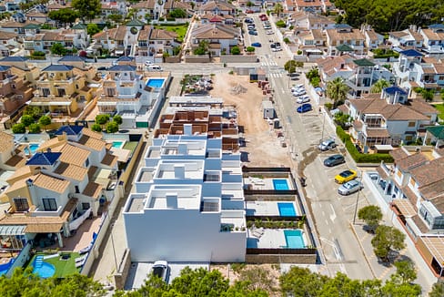 hh63389860-01-image-40