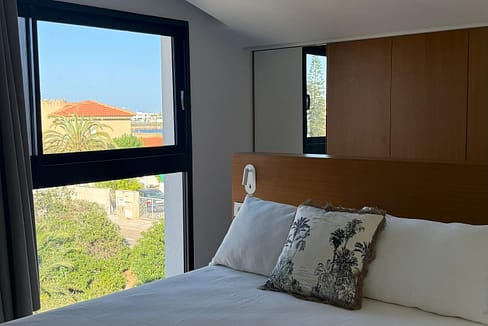 PHOTO-2025-10-01-13-24-41