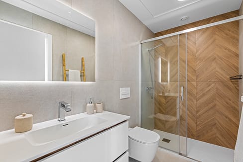 hh63389860-01-image-27