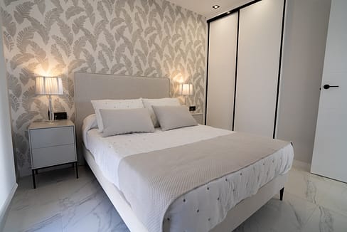 hh35092808-01-image-33