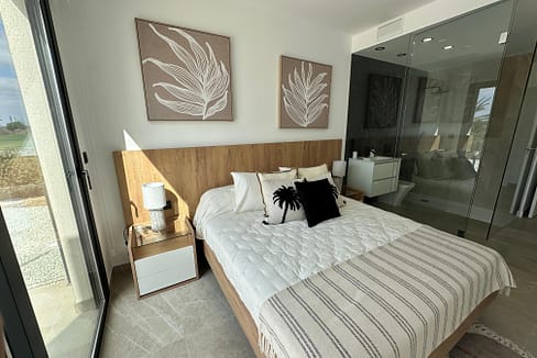 hh27415914-01-image-17