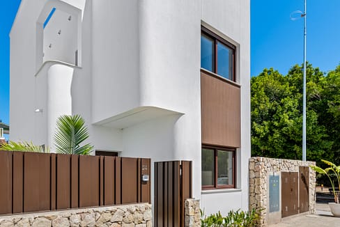 hh63389860-01-image-36