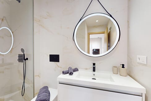 hh14235552-03-image-46