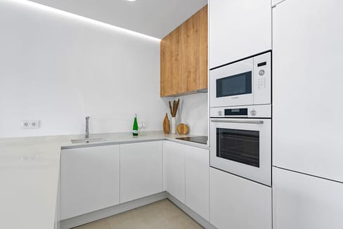 hh63389860-01-image-28