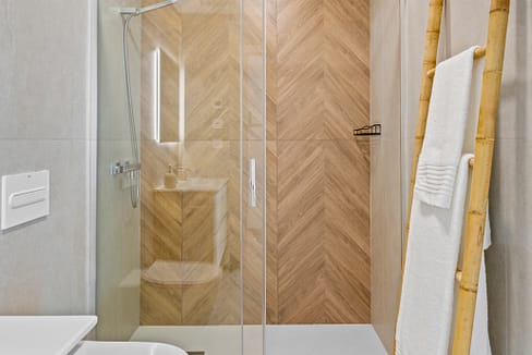 hh63389860-01-image-38