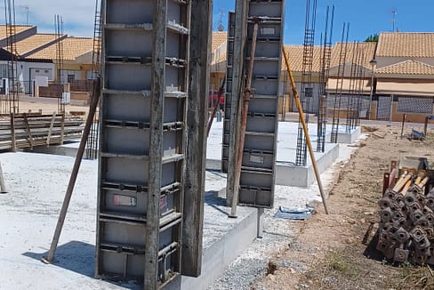 hh80558317-01-image-16