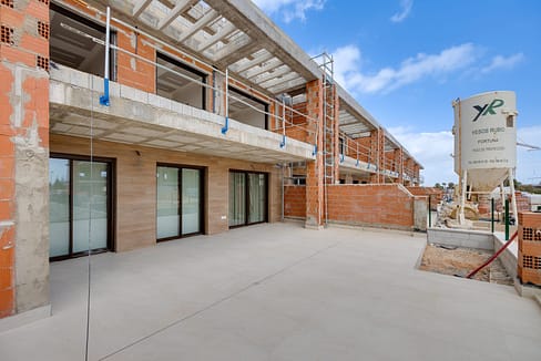 hh40379092-02-image-41