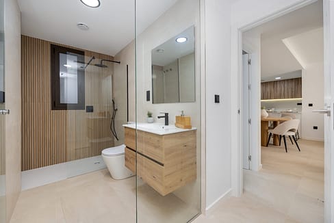 hh40379092-05-image-46