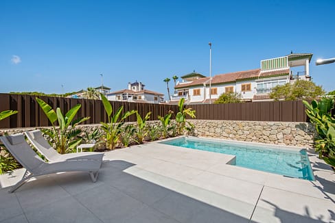 hh63389860-01-image-32