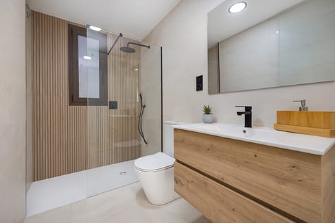 hh40379092-05-image-42