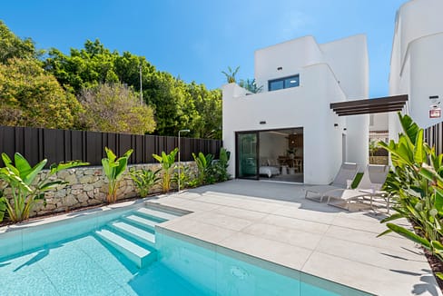 hh63389860-01-image-34