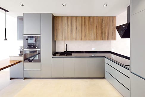 hh93230208-01-image-4