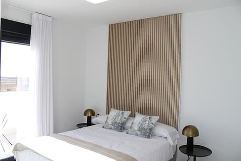 hh73940783-02-image-24