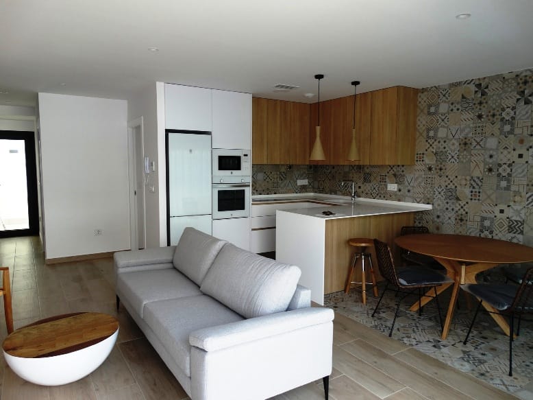 hh83957554-01-image-34