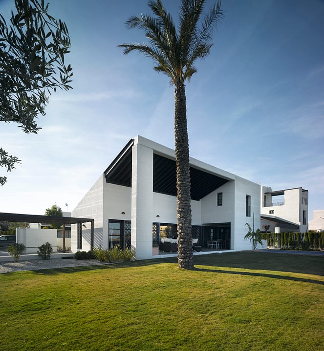 29940-villa-for-sale-in-peraleja-golf-resort-21163135-large