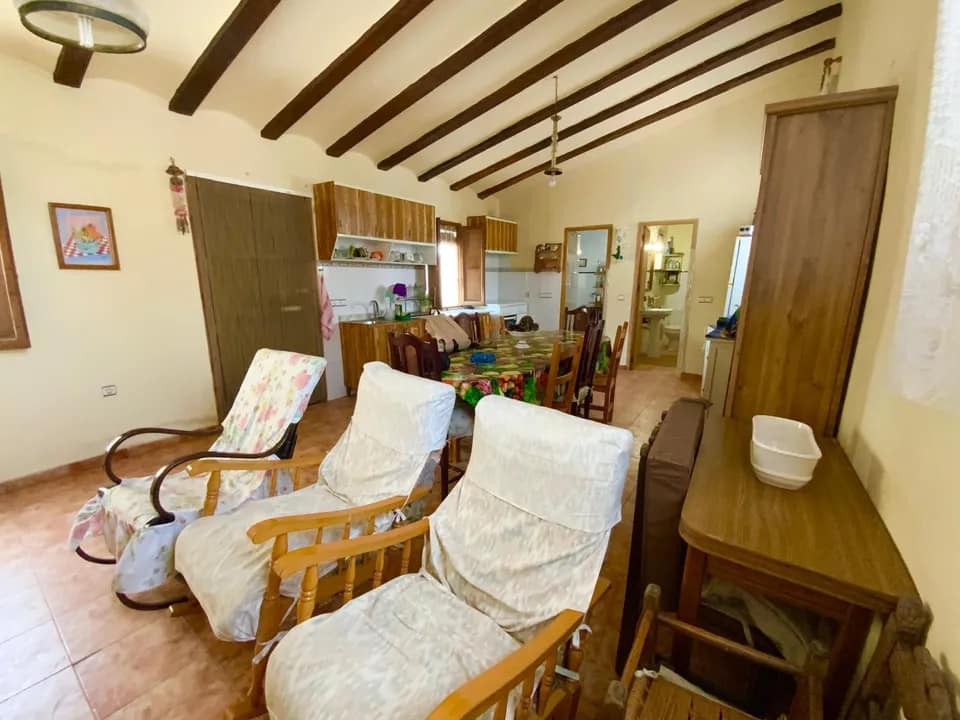 z7tgx7hr2hh_WhatsApp Image 2025-06-17 at 13.03.12 (11)