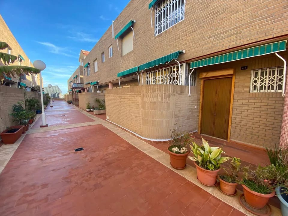 kmdzr8g1e2_PHOTO-2025-01-31-15-33-45