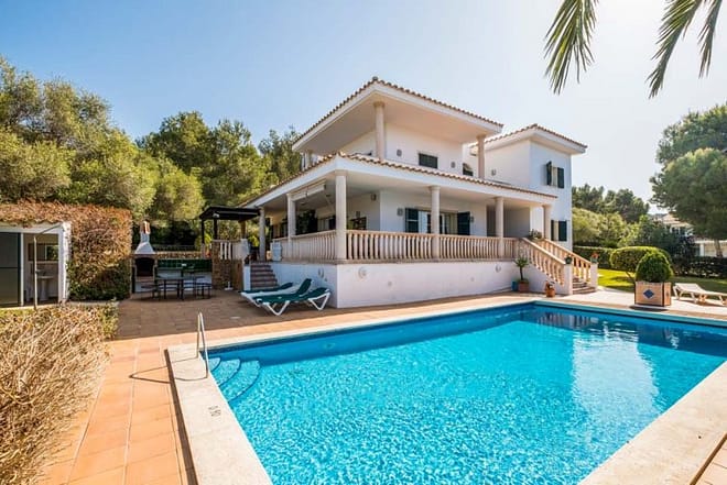 Villa for rent in Menorca