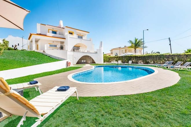 Villa for rent in Algarve