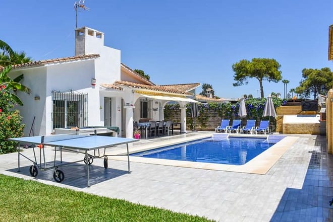 Villa for rent in Costa Del Sol