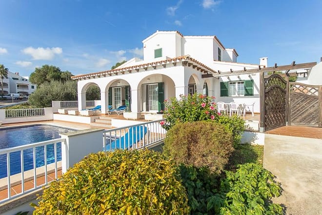 Villa for rent in Menorca