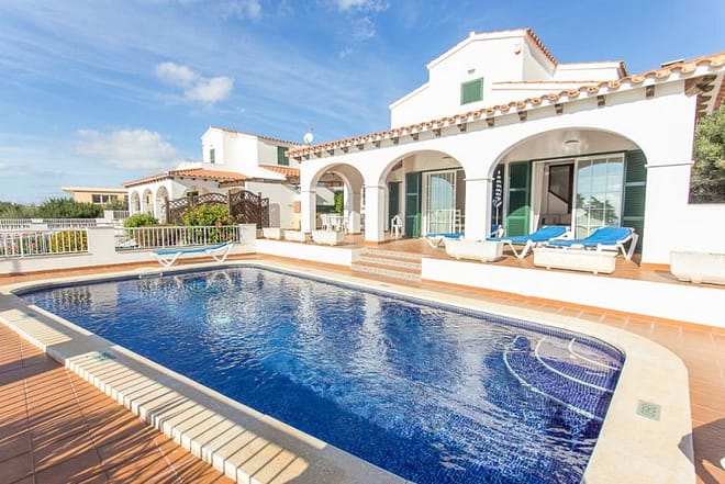 Villa for rent in Menorca