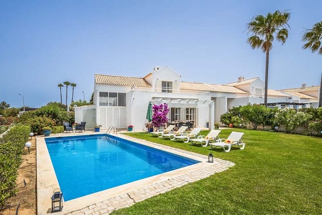 Villa for rent in Algarve