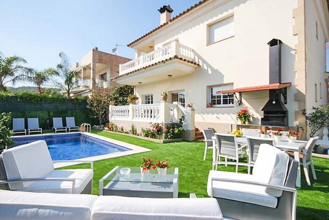Villa for rent in Costa Brava