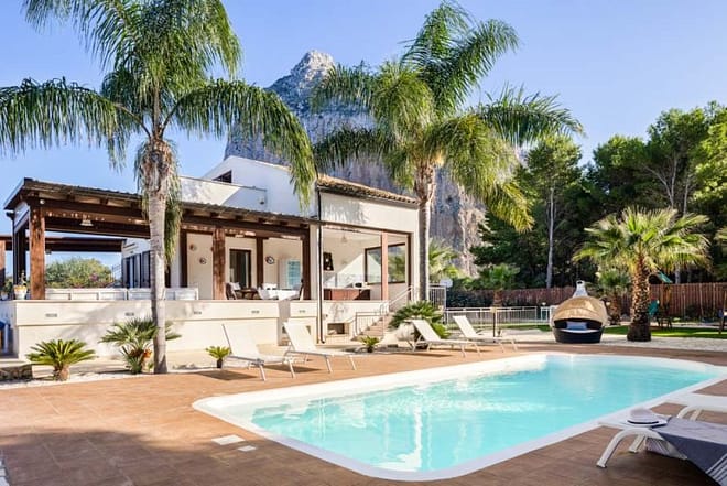 Villa for rent in Sicily