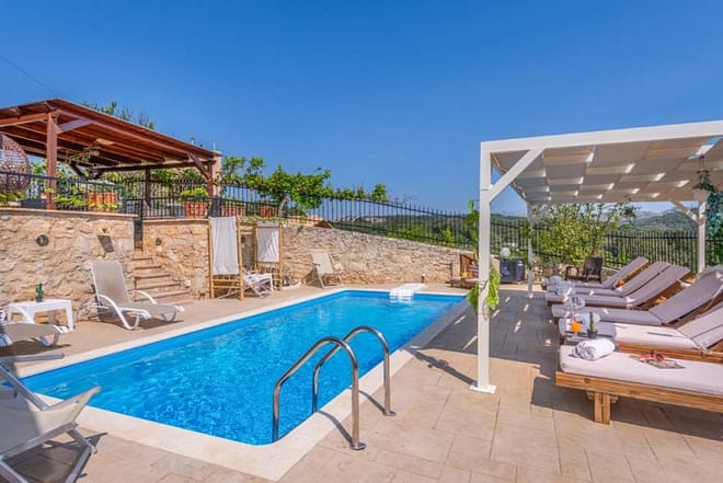 Villa for rent in Crete