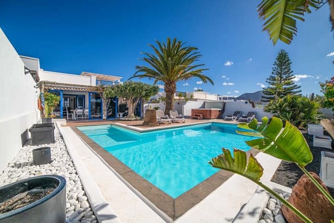Villa for rent in Lanzarote